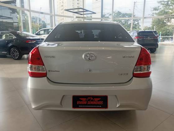 TOYOTA ETIOS 1.5 XS SEDAN 16V FLEX 4P MANUAL TOYOTA ETIOS 1.5 XS SEDAN 16V FLEX 4P MANUAL